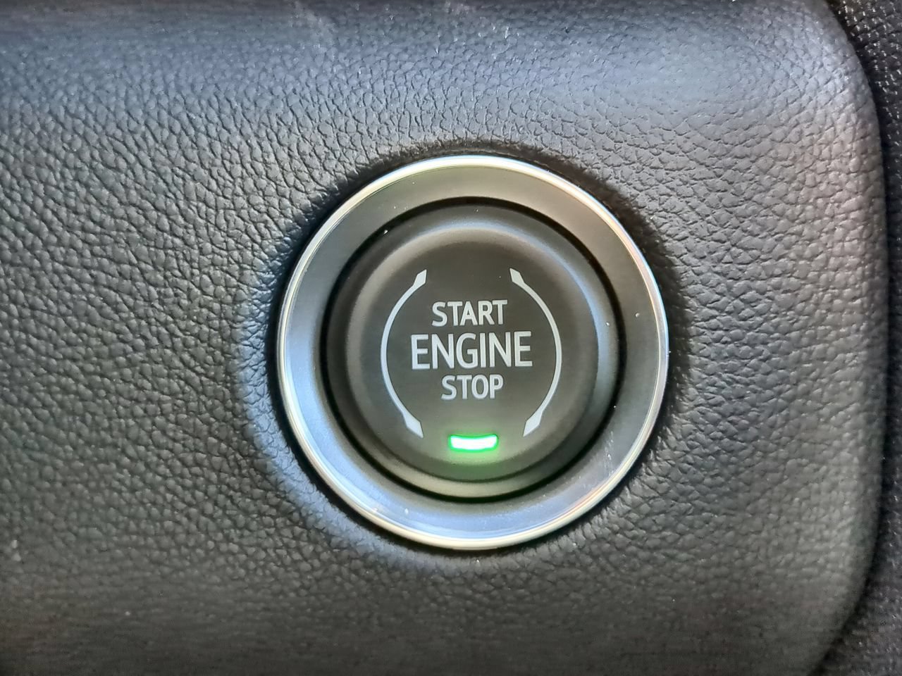 New 2026 GMC Acadia Elevation w/ Elevation Premium Package FWD image 17
