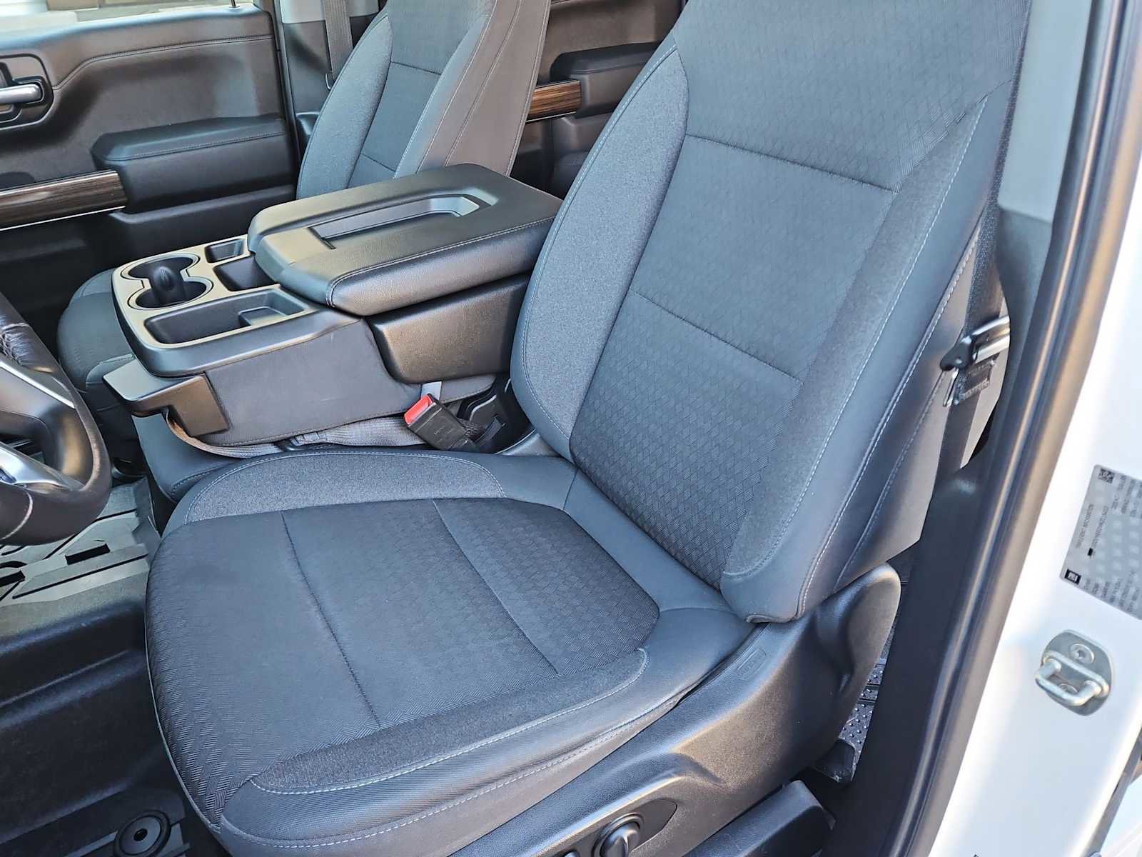 Used 2019 Chevrolet Silverado 1500 RST image 17