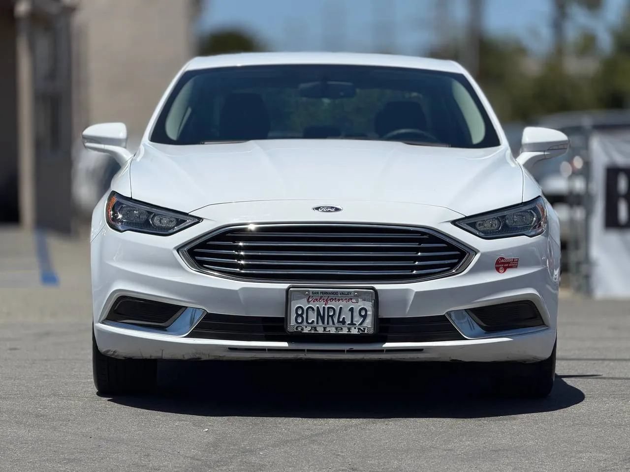 Used 2018 Ford Fusion Energi SE FWD image 3