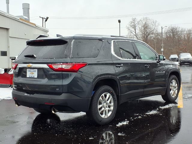 Used 2018 Chevrolet Traverse LT image 2