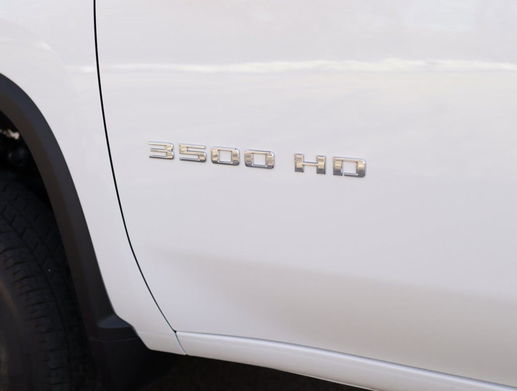 New 2026 Chevrolet Silverado 3500 LT image 32