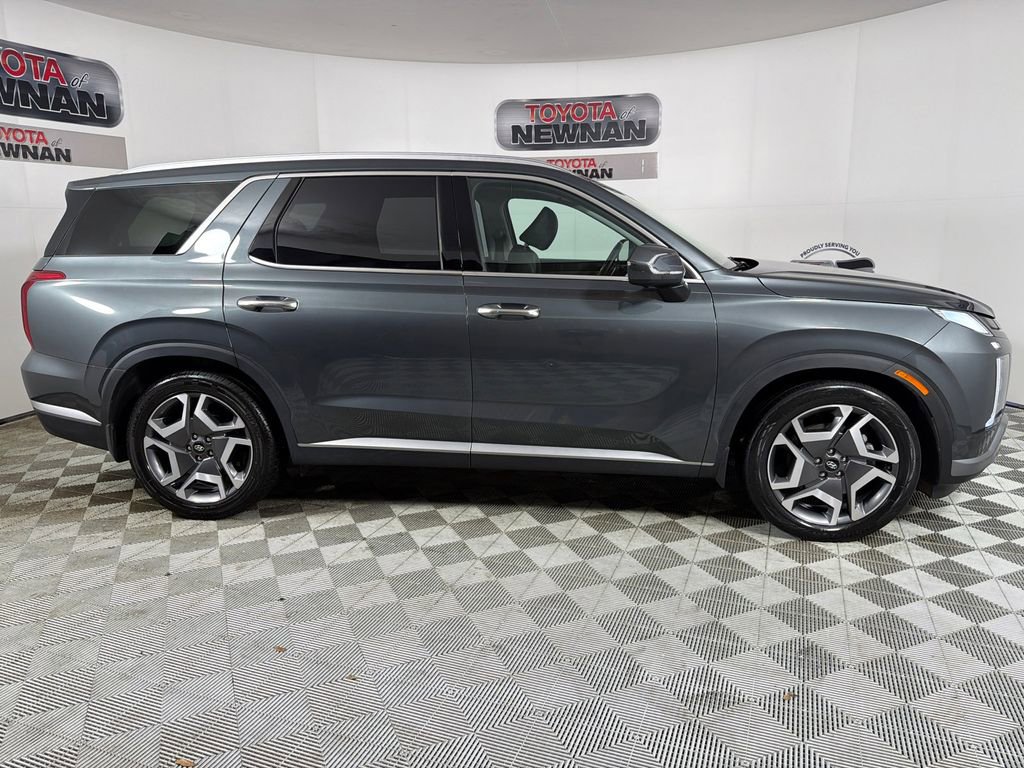 Used 2023 Hyundai Palisade SEL w/ Cargo Package AWD/4WD image 4