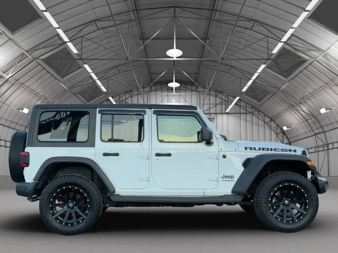 Used 2018 Jeep Wrangler Unlimited Rubicon image 8