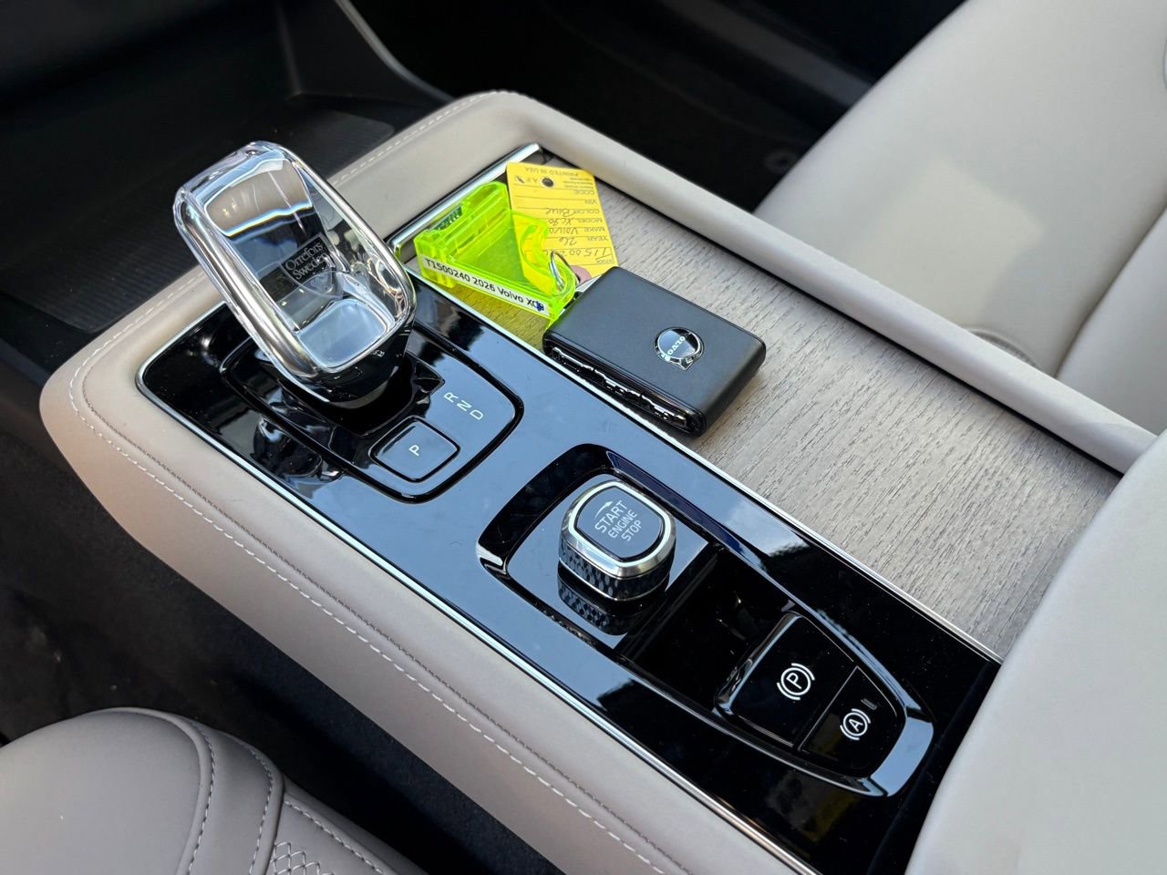 New 2026 Volvo XC90 B6 Plus w/ Protection Package Premier image 15