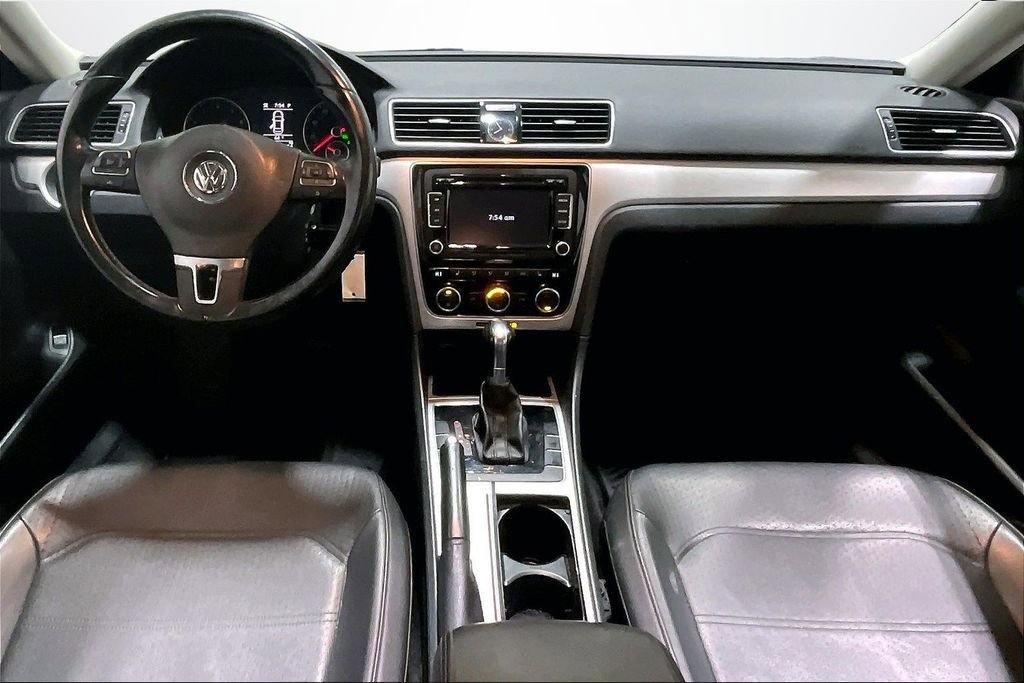 Used 2012 Volkswagen Passat 2.5 SE image 7
