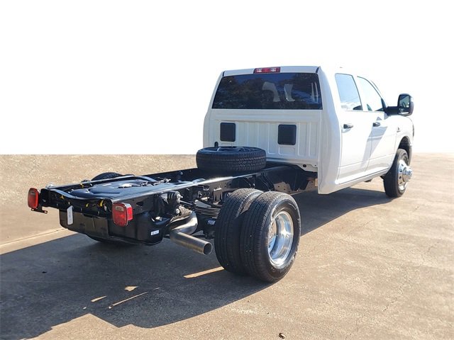 New 2026 RAM 3500 Tradesman w/ Chrome Appearance Group image 4