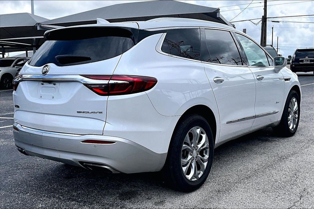 Used 2019 Buick Enclave Avenir w/ Avenir Technology Package FWD image 8