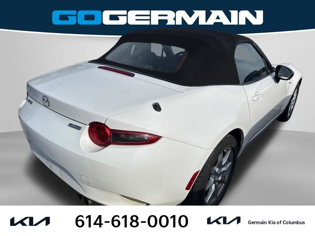 Used 2016 MAZDA MX-5 Miata Sport image 5
