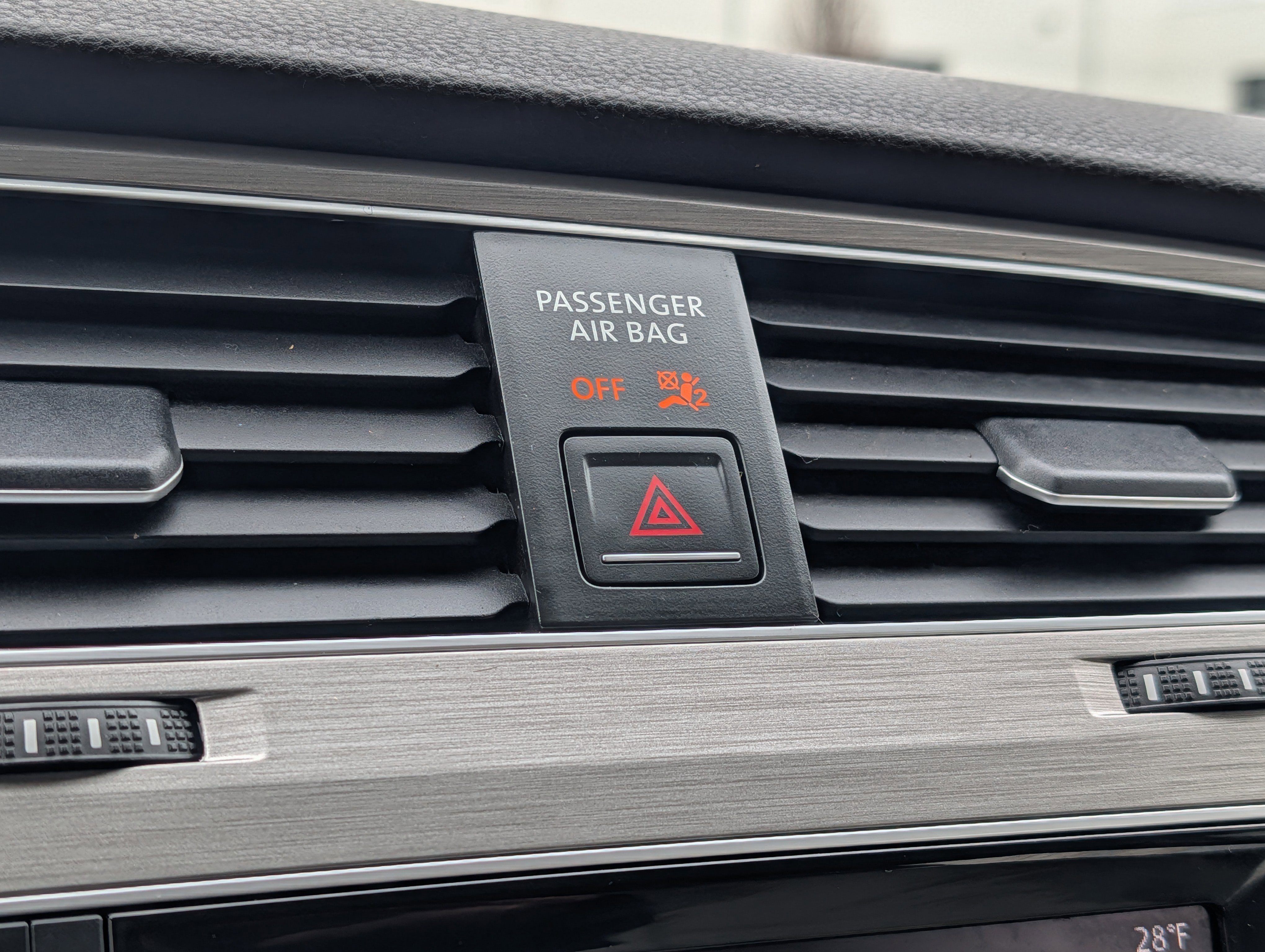 Used 2015 Volkswagen Golf TDI S image 34