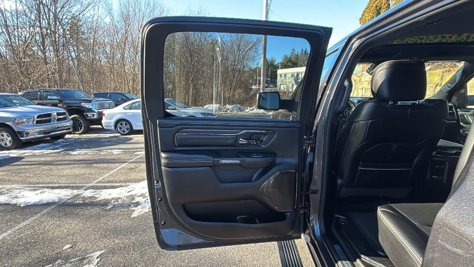 Used 2022 RAM 1500 Limited image 32