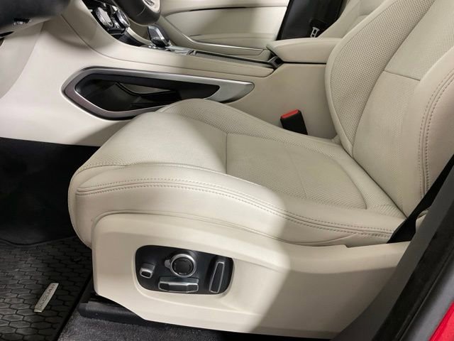 Used 2022 Jaguar F-PACE S image 29