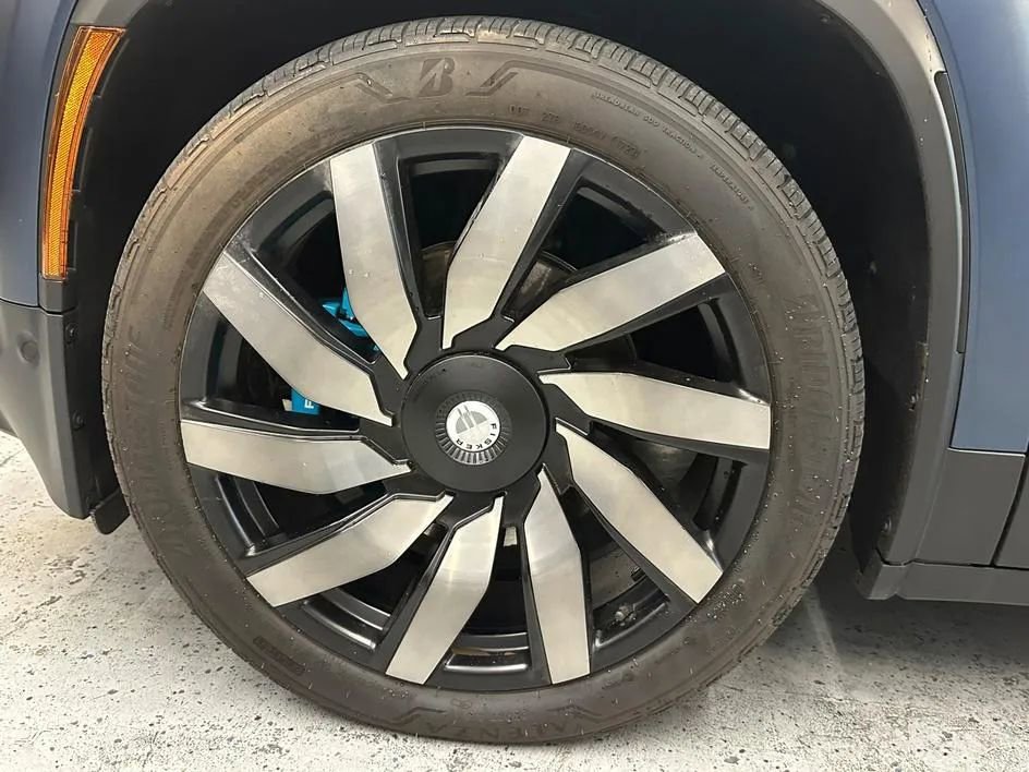 Used 2023 Fisker Ocean One AWD/4WD image 28