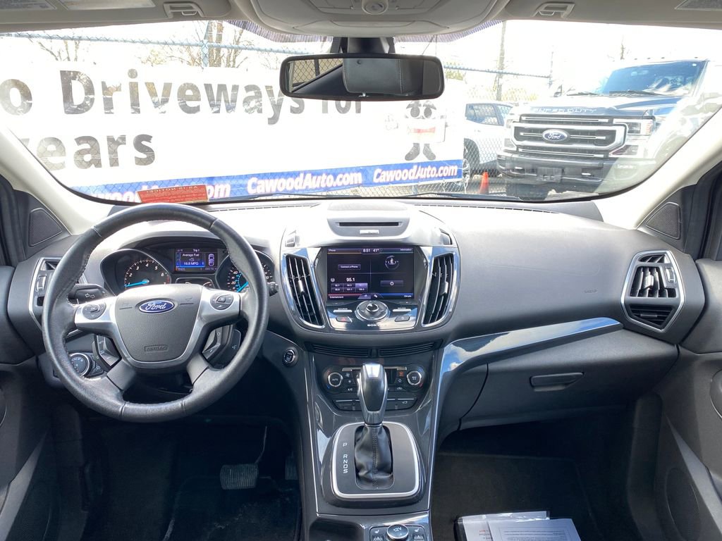Used 2013 Ford Escape Titanium w/ Class II Trailer Tow Pkg AWD/4WD image 19