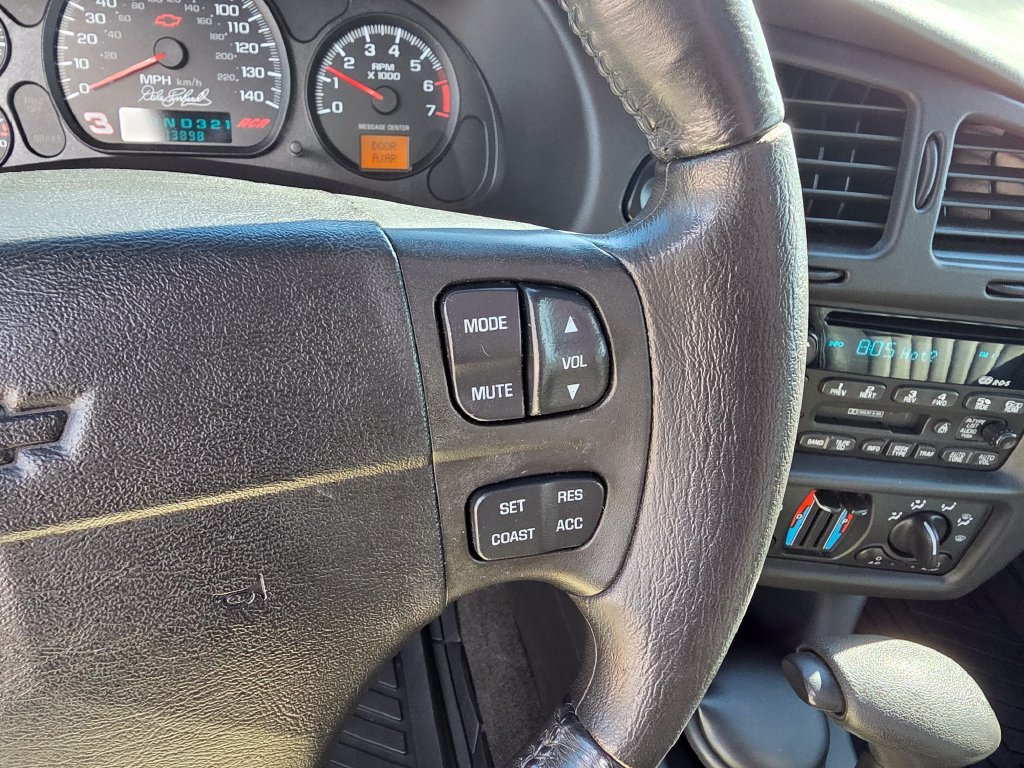 Used 2002 Chevrolet Monte Carlo SS w/ Preferred Equipment Group FWD image 22