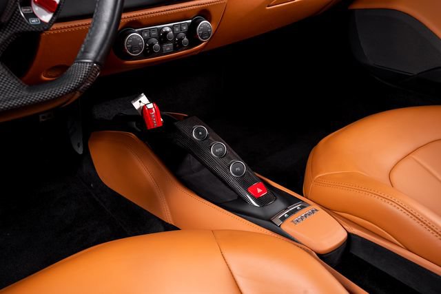 Certified 2018 Ferrari 488 GTB RWD image 29