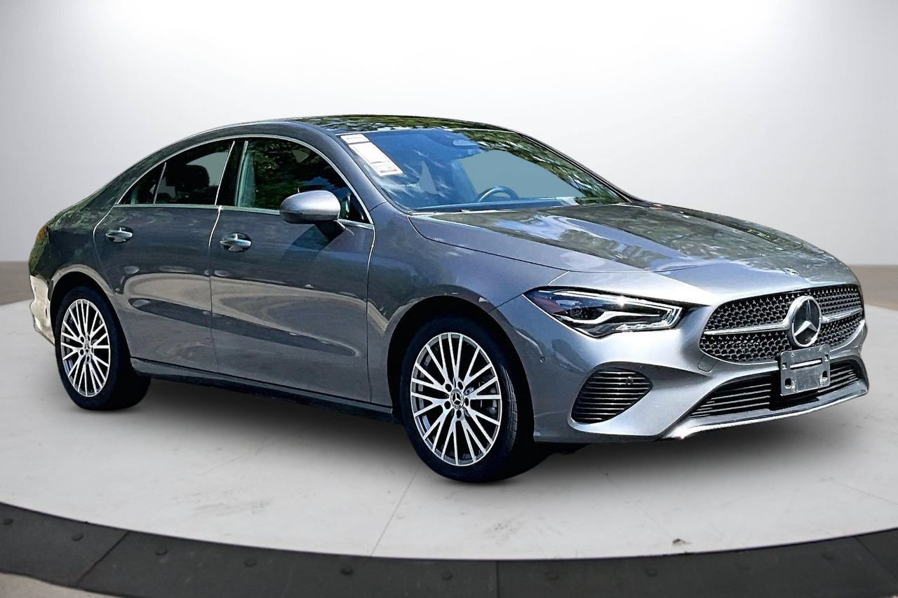 Used 2025 Mercedes-Benz CLA 250 image 2