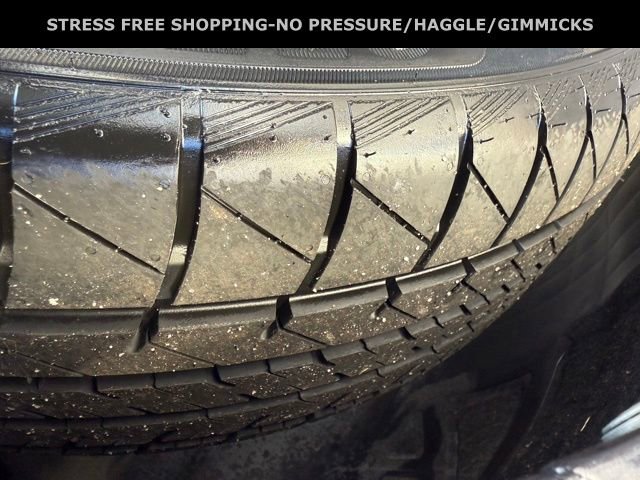 Used 2016 Chrysler 300 C Platinum w/ Safetytec Plus Group image 13