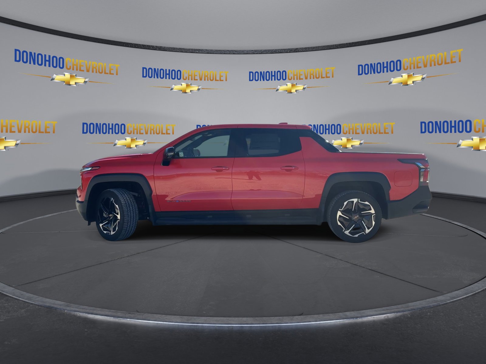 New 2026 Chevrolet Silverado EV LT w/ Premium Package image 8