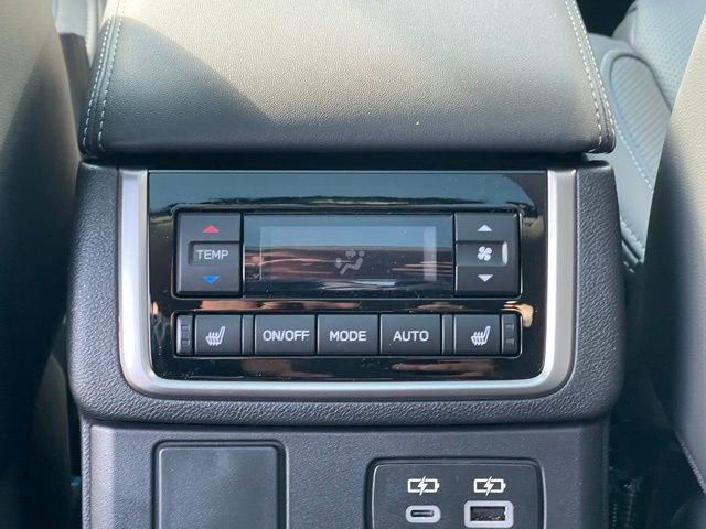 New 2026 Subaru Ascent Limited image 18