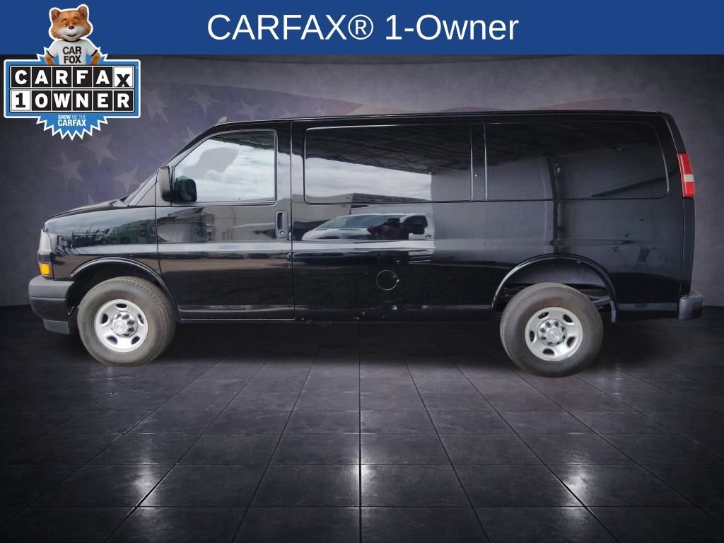 Used 2021 Chevrolet Express 2500 w/ Driver Convenience Package RWD image 2