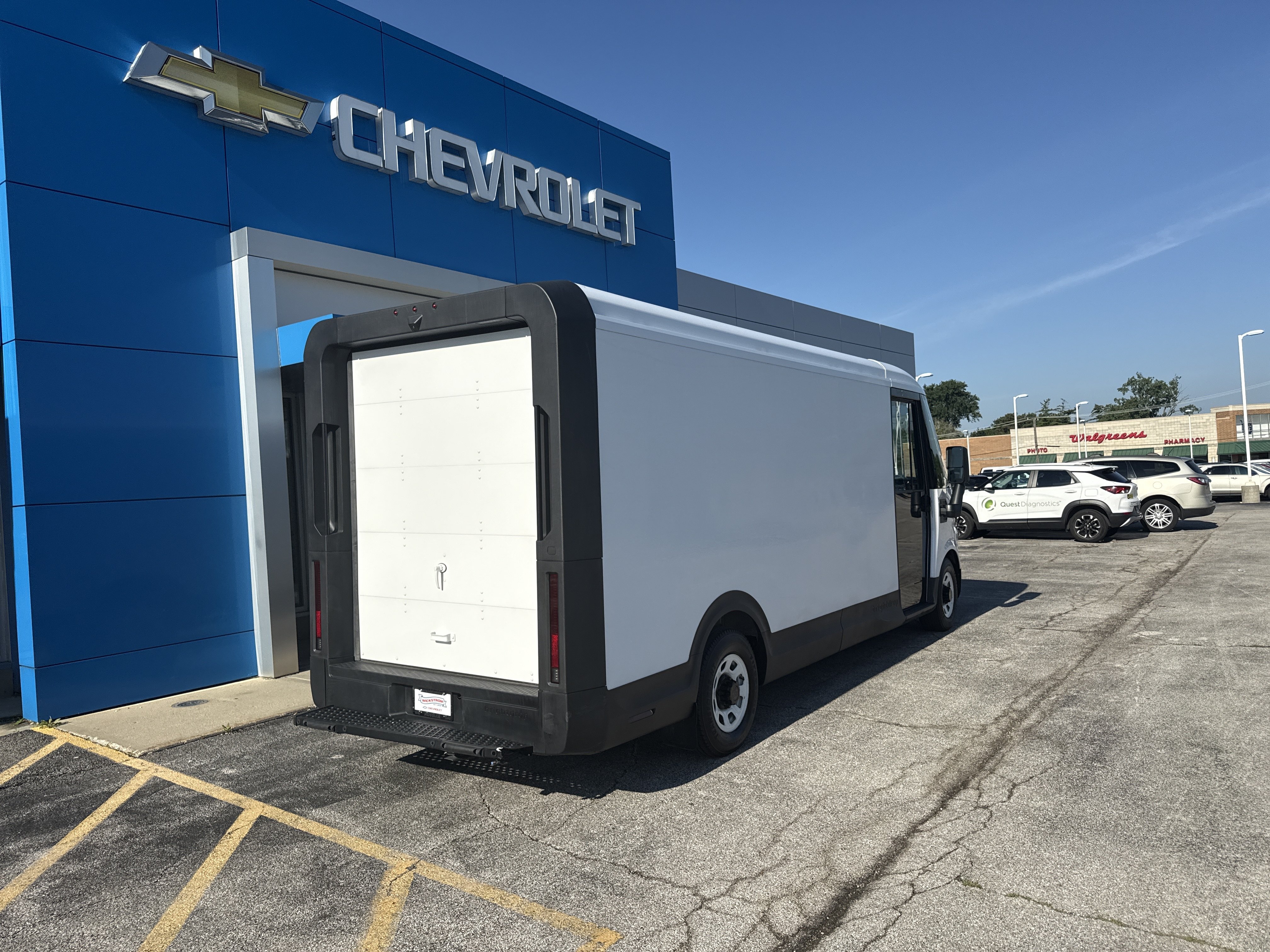 Used 2024 Chevrolet Brightdrop 600 w/ Battery Pack, Max Range AWD/4WD image 10