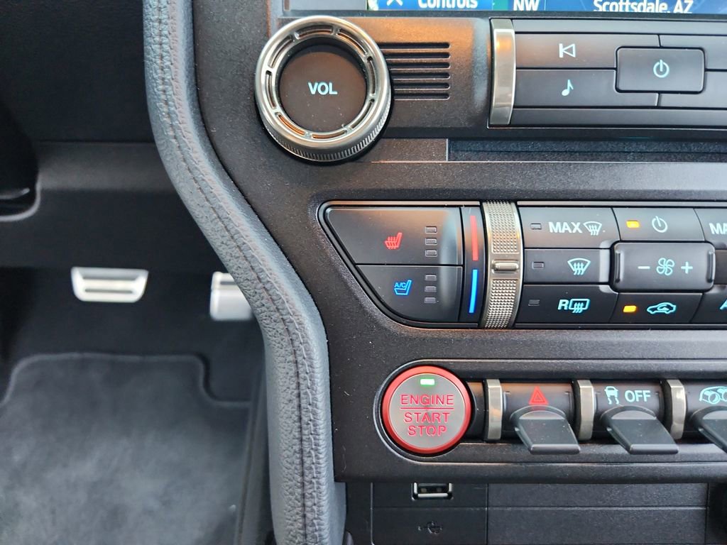Used 2020 Ford Mustang Shelby GT500 w/ Technology Package image 34