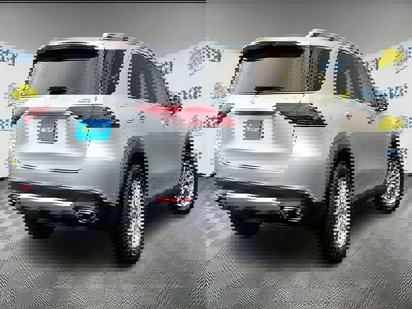 Used 2025 Mercedes-Benz GLE 350 4MATIC image 6