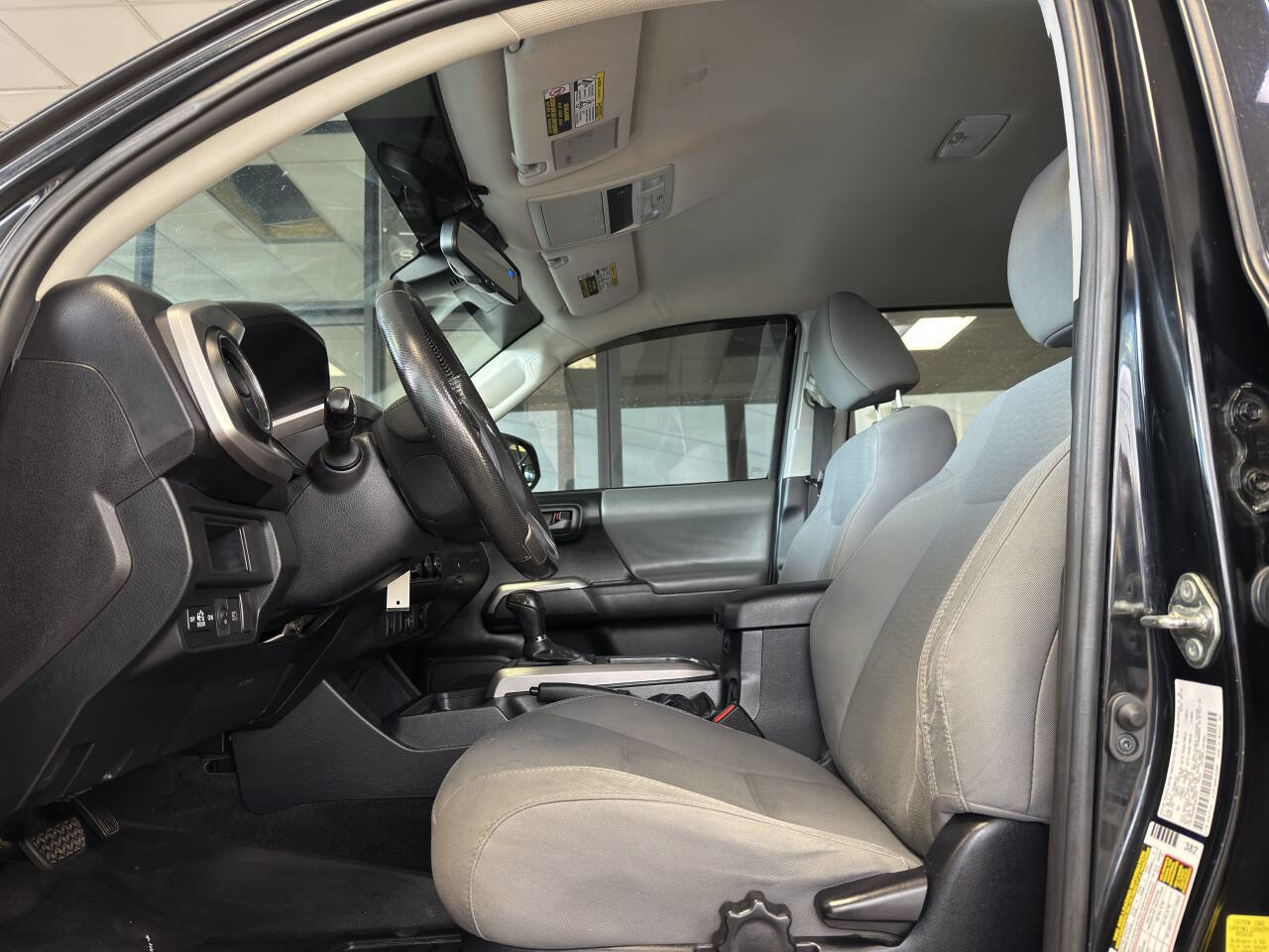 Used 2019 Toyota Tacoma SR5 image 17