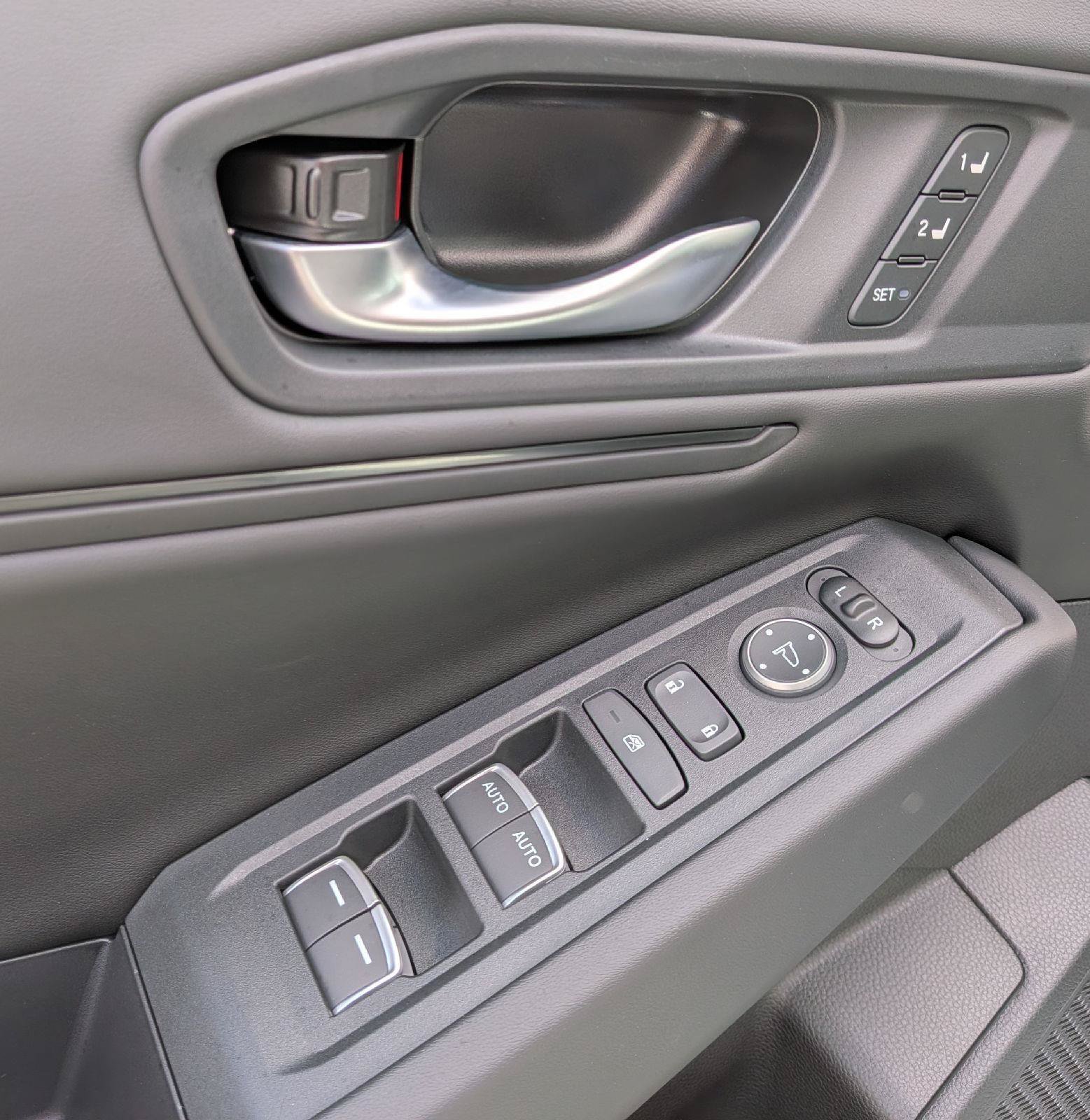 Certified 2025 Honda Accord EX-L image 15