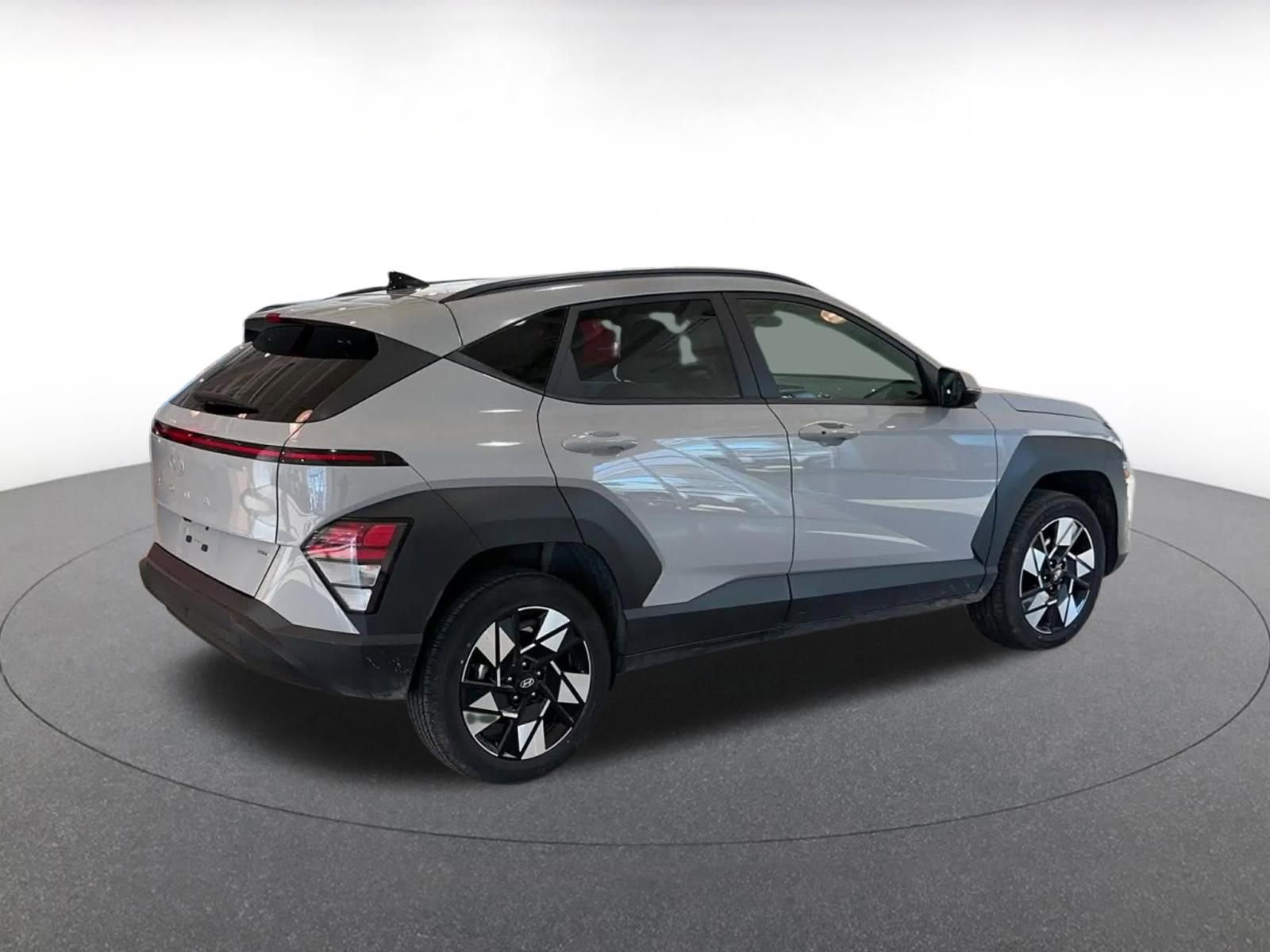 Used 2025 Hyundai Kona SEL image 15