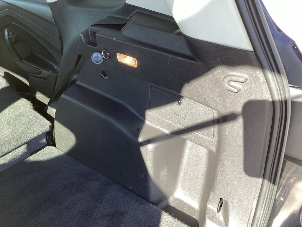 Used 2017 Ford Escape SE image 13