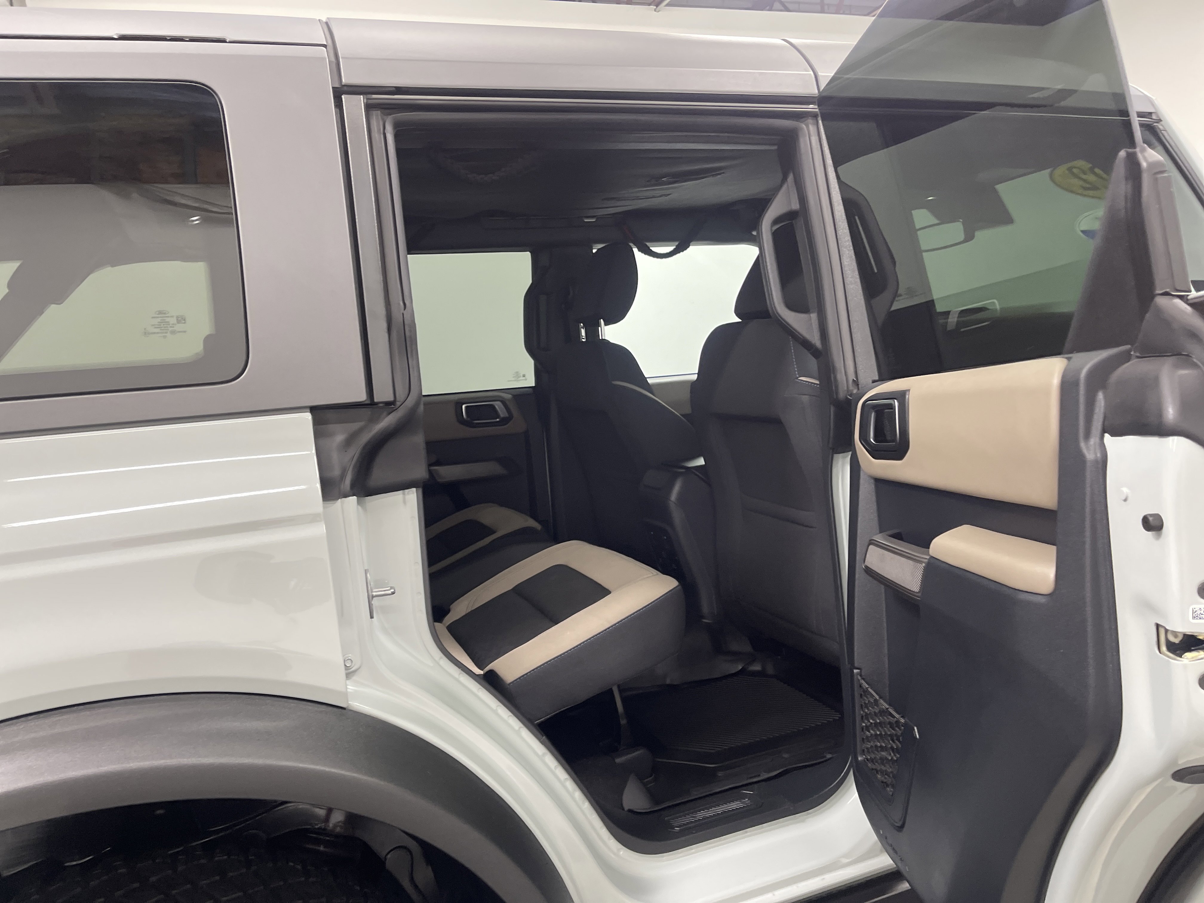 Used 2022 Ford Bronco Wildtrak image 21