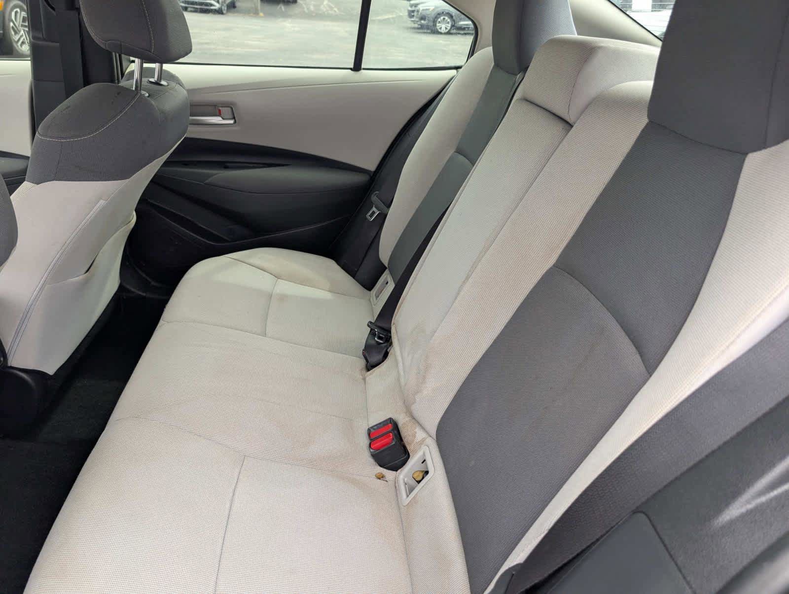 Used 2021 Toyota Corolla LE FWD image 15