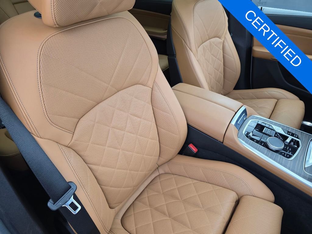 Used 2023 BMW X7 xDrive40i w/ M Sport Package image 31