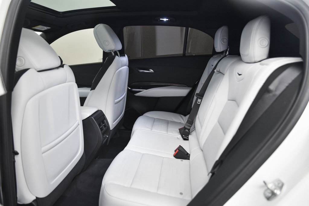 Used 2025 Cadillac XT4 Sport image 12