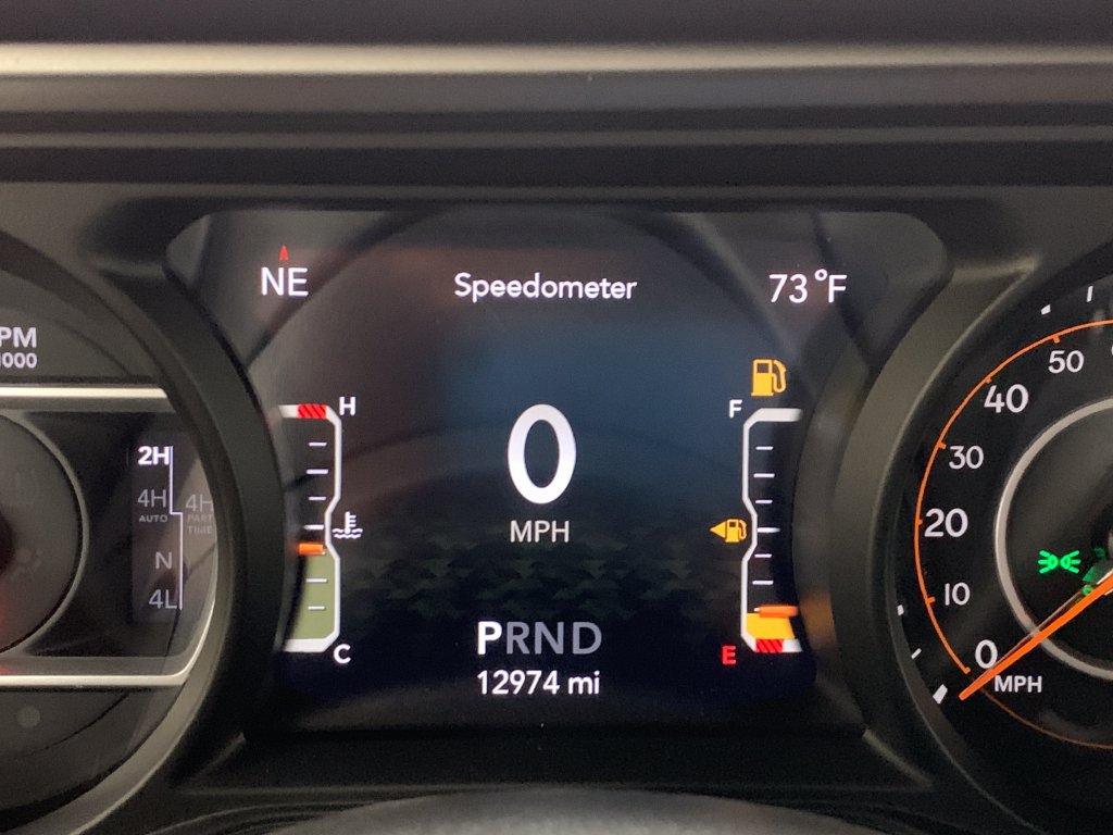 Used 2024 Jeep Wrangler Unlimited Rubicon AWD/4WD image 32