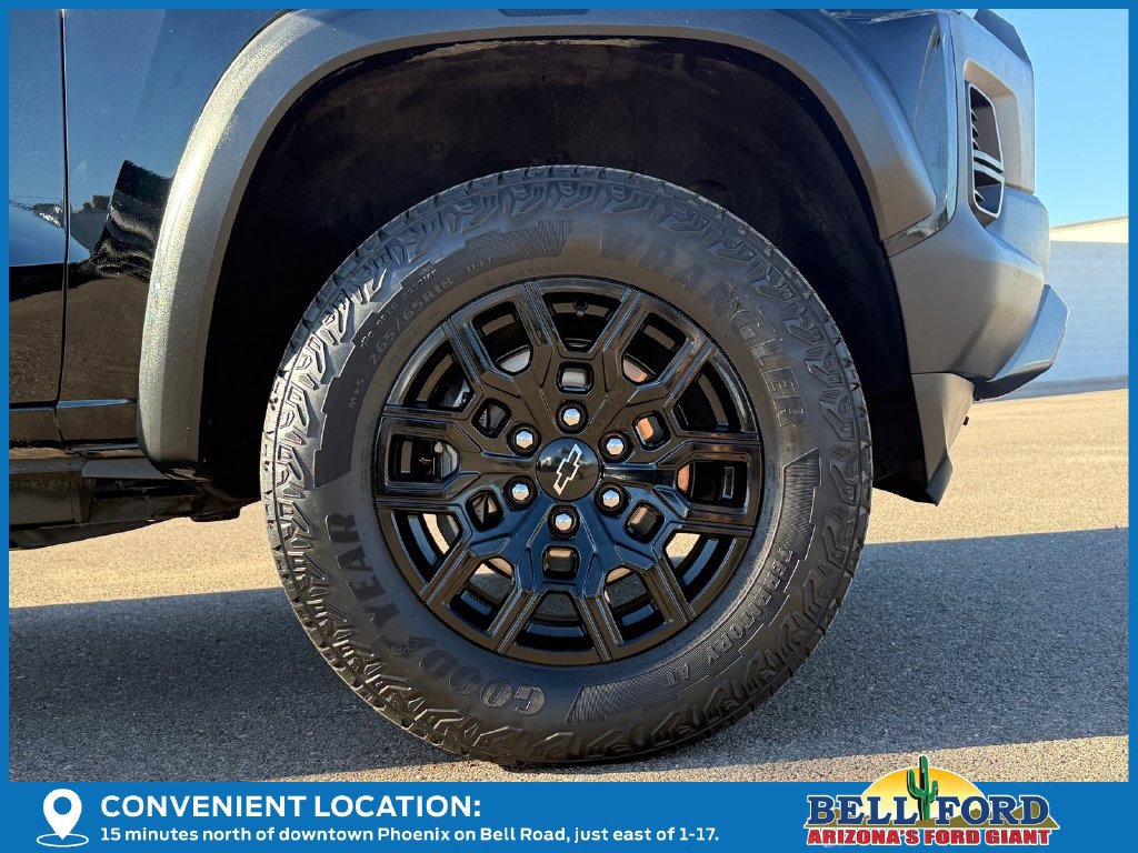Used 2025 Chevrolet Colorado Trail Boss AWD/4WD image 7