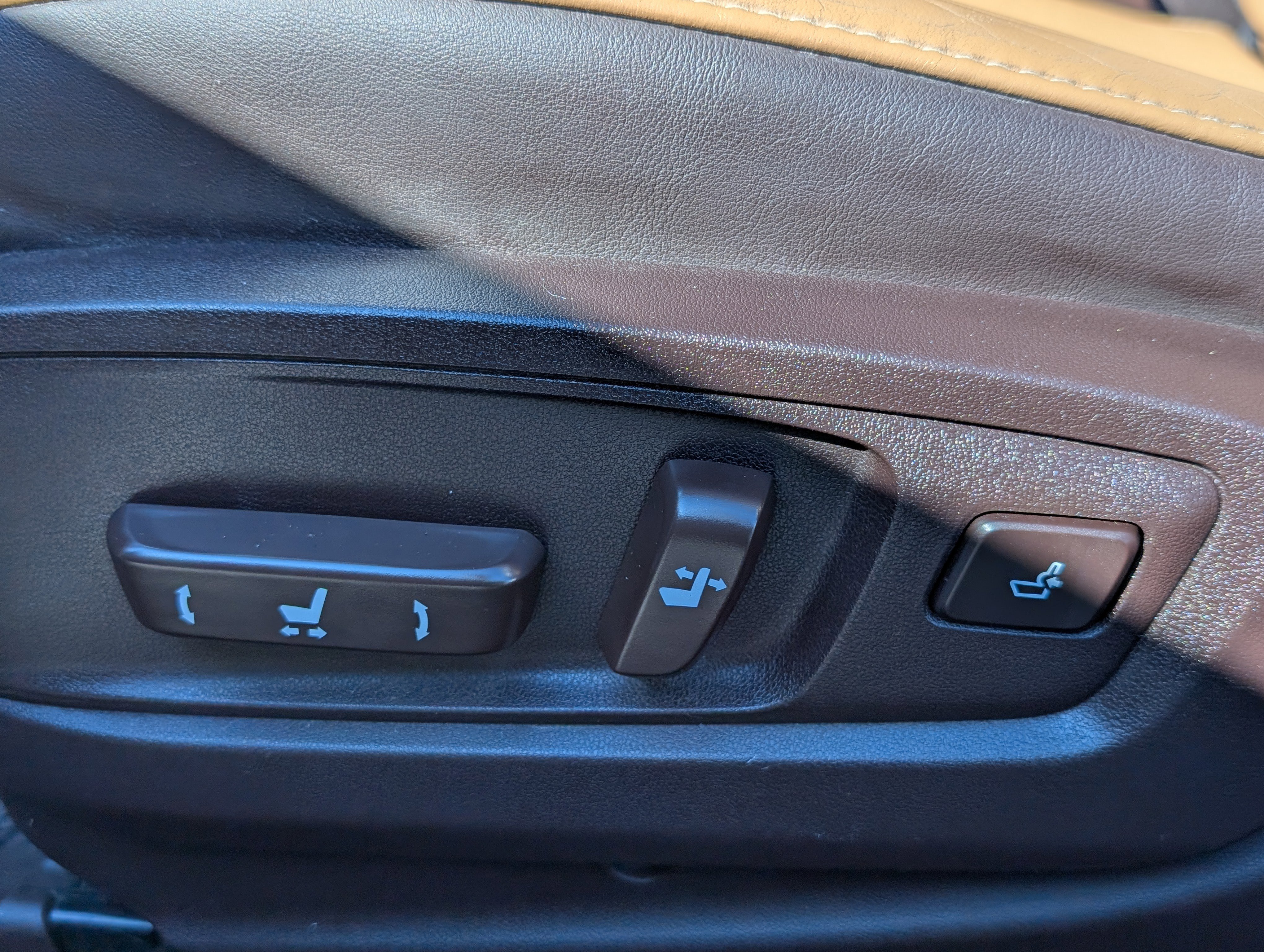 Used 2016 Lexus ES 350 w/ Luxury Package w/Wood Trim FWD image 22