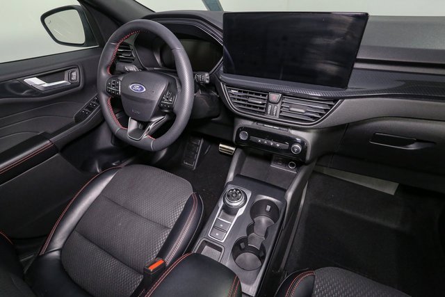 Used 2023 Ford Escape ST-Line w/ Tech Pack #1 image 18