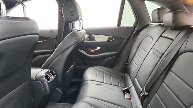 Used 2020 Mercedes-Benz GLC 300 GLC 300 image 18