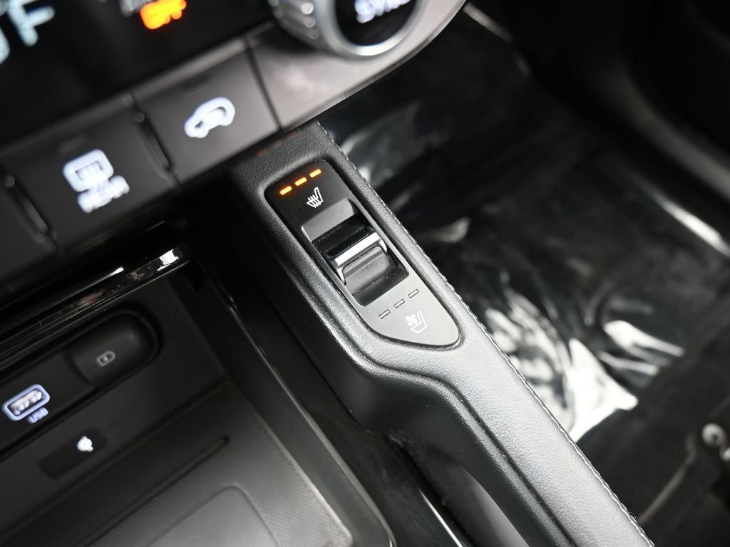 Used 2021 Kia Telluride SX w/ SX Prestige Package image 49