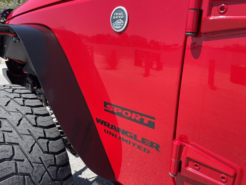 Used 2017 Jeep Wrangler Unlimited Sport w/ Connectivity Group AWD/4WD image 30