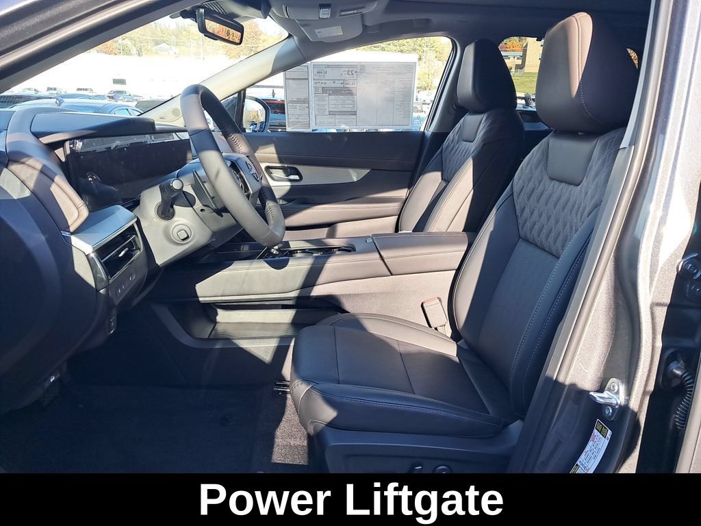 New 2026 Nissan Murano Platinum w/ Cargo Package AWD/4WD image 10