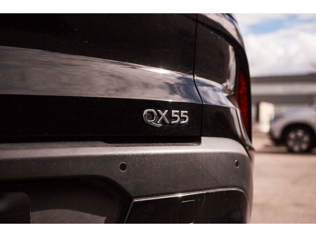 Used 2024 INFINITI QX55 Essential image 5
