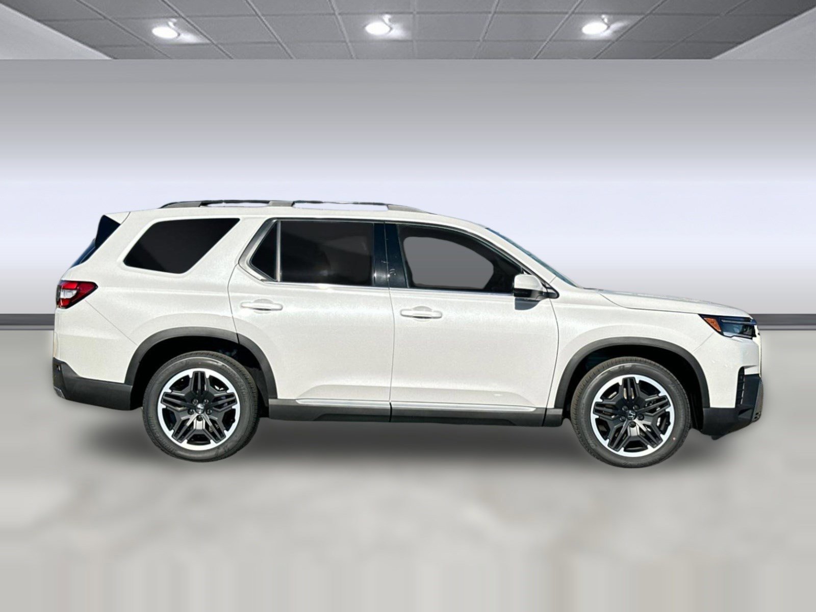 New 2026 Honda Pilot Touring image 7