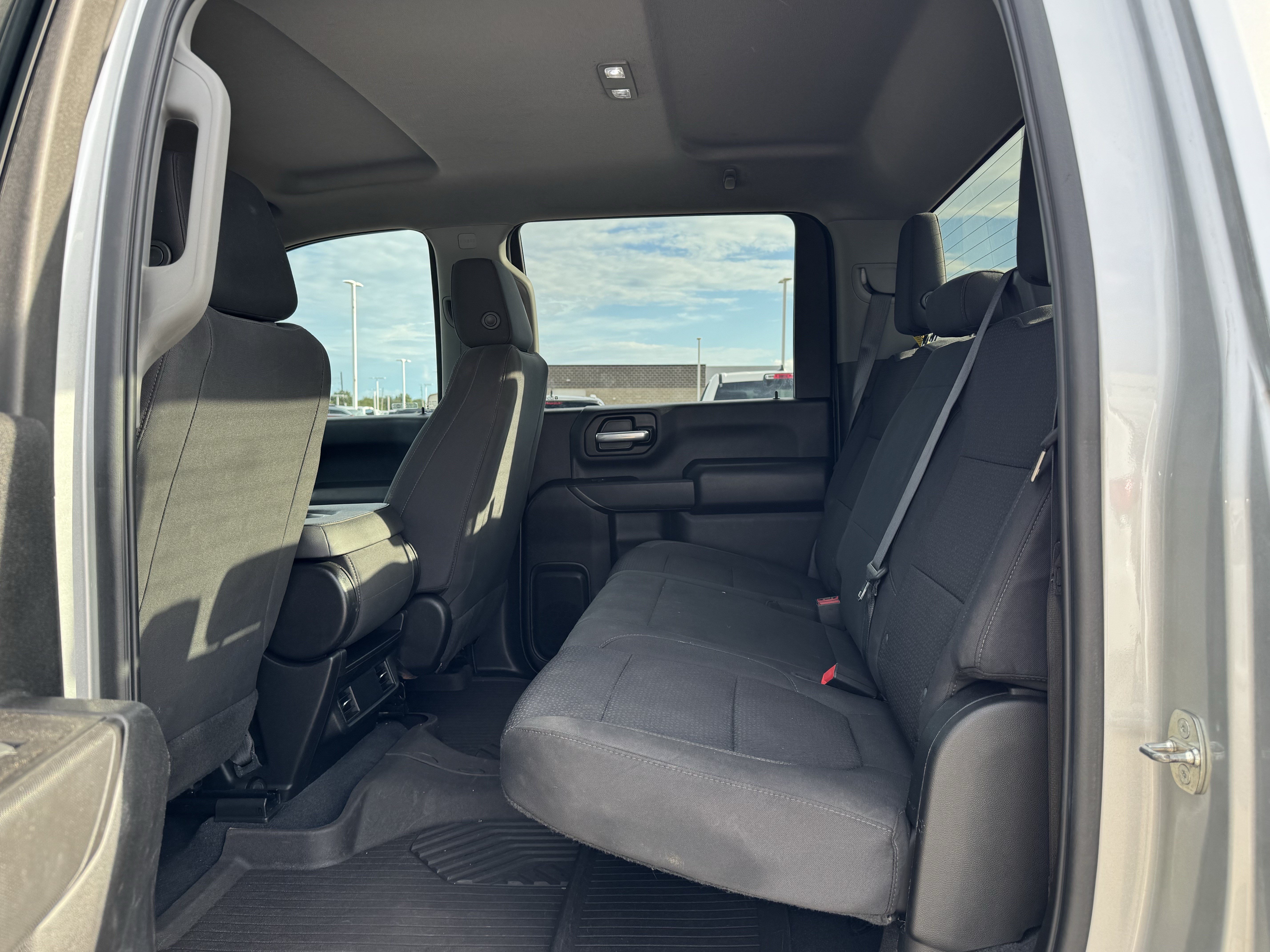 Used 2022 Chevrolet Silverado 2500 Custom w/ Custom Value Package AWD/4WD image 18