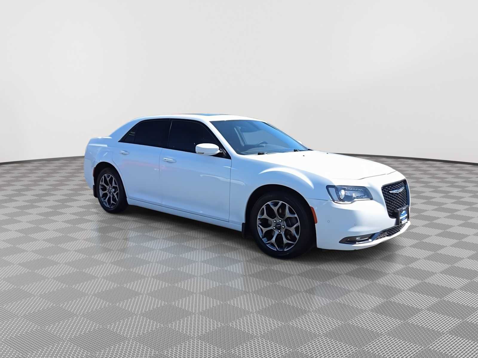 Used 2017 Chrysler 300 S w/ 300S Premium Group AWD/4WD image 2