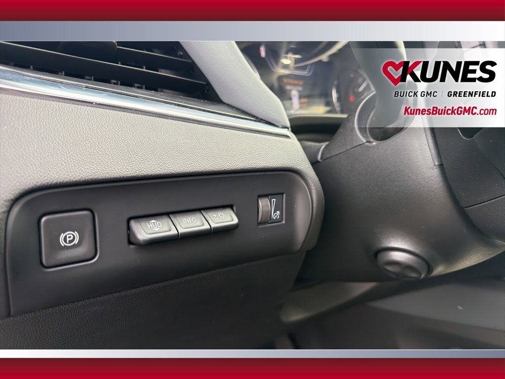 Used 2024 Buick Enclave Premium image 18