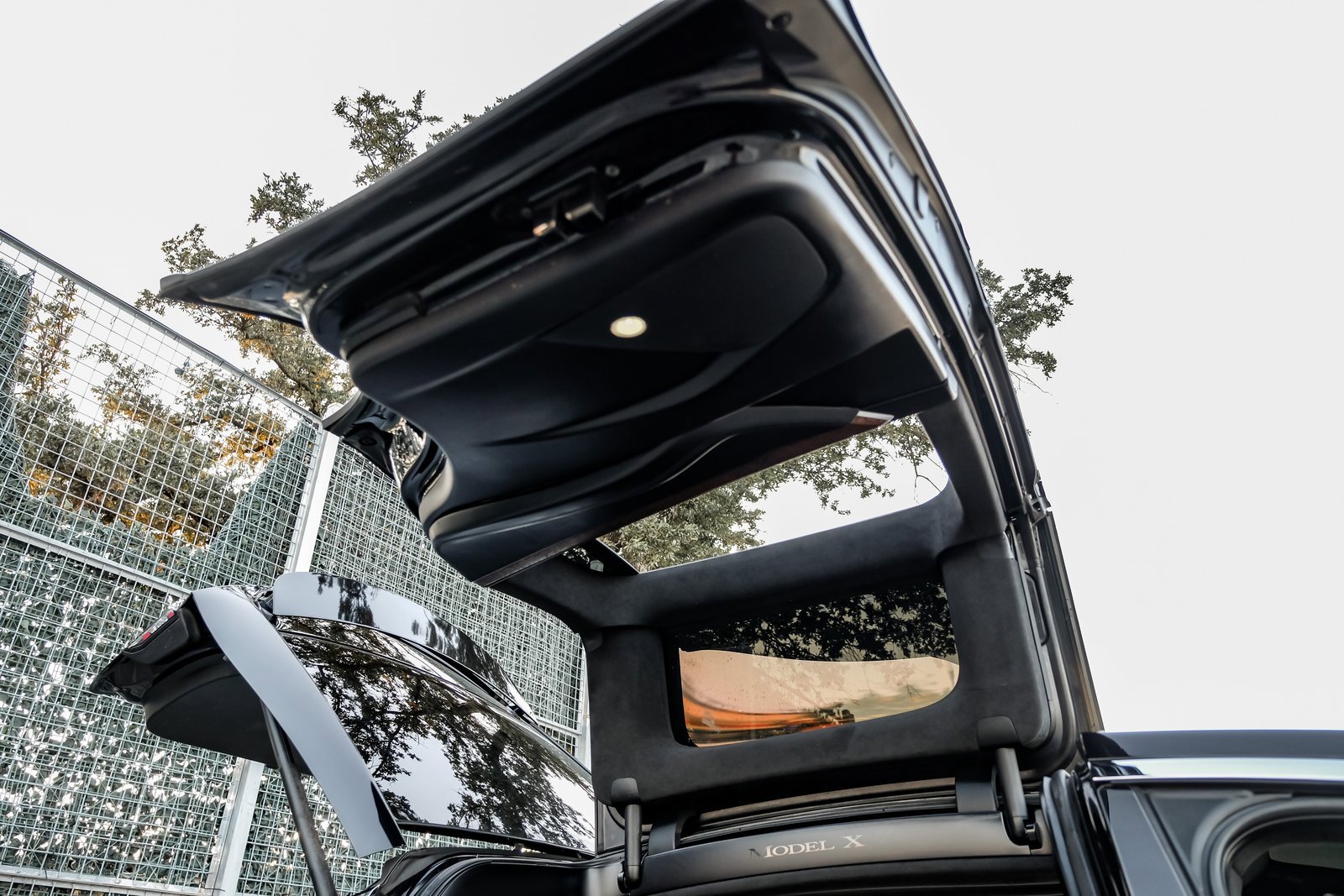 Used 2017 Tesla Model X 75D image 52