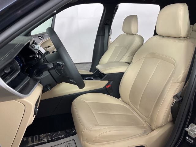 Used 2024 Jeep Grand Cherokee Limited 4xe w/ Luxury Tech Group II image 19